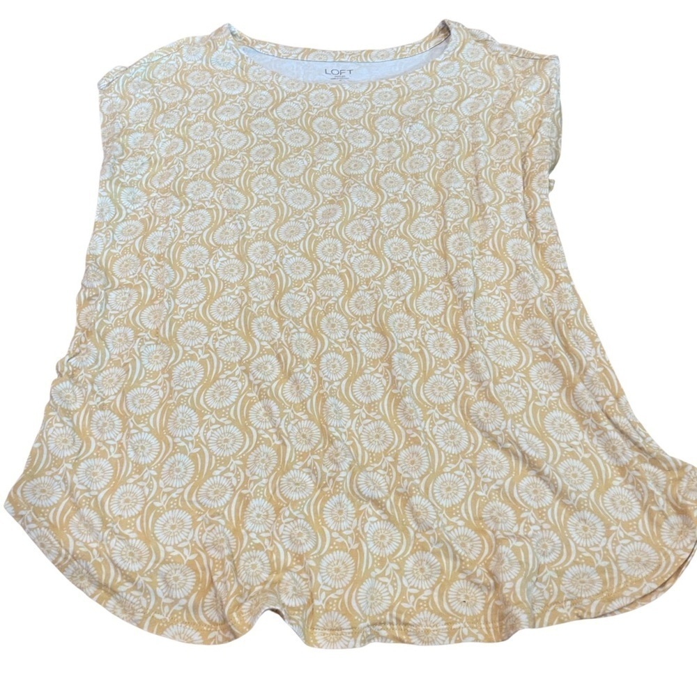 LOFT yellow and white top, crew neck, sleeveless, size Medium.